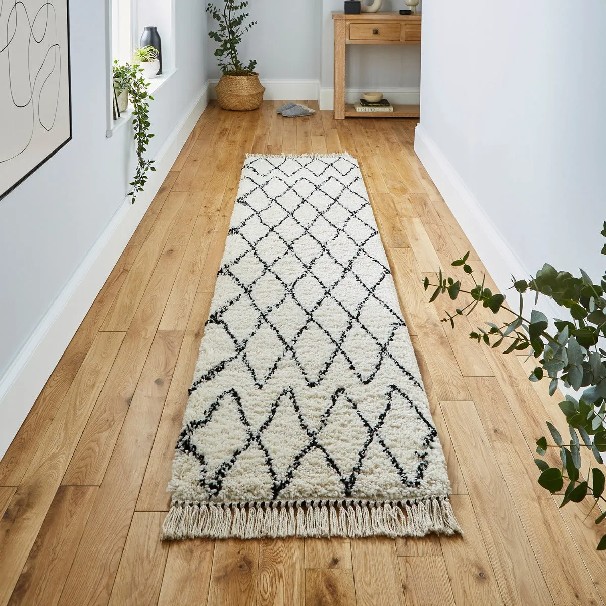 Boho White and Black Runner (60cm x 230cm)