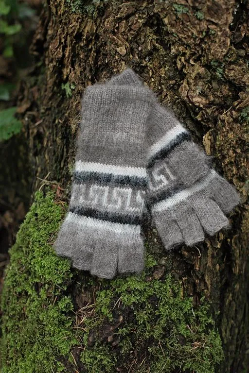 Brushed Pattern Fingerless Alpaca Gloves