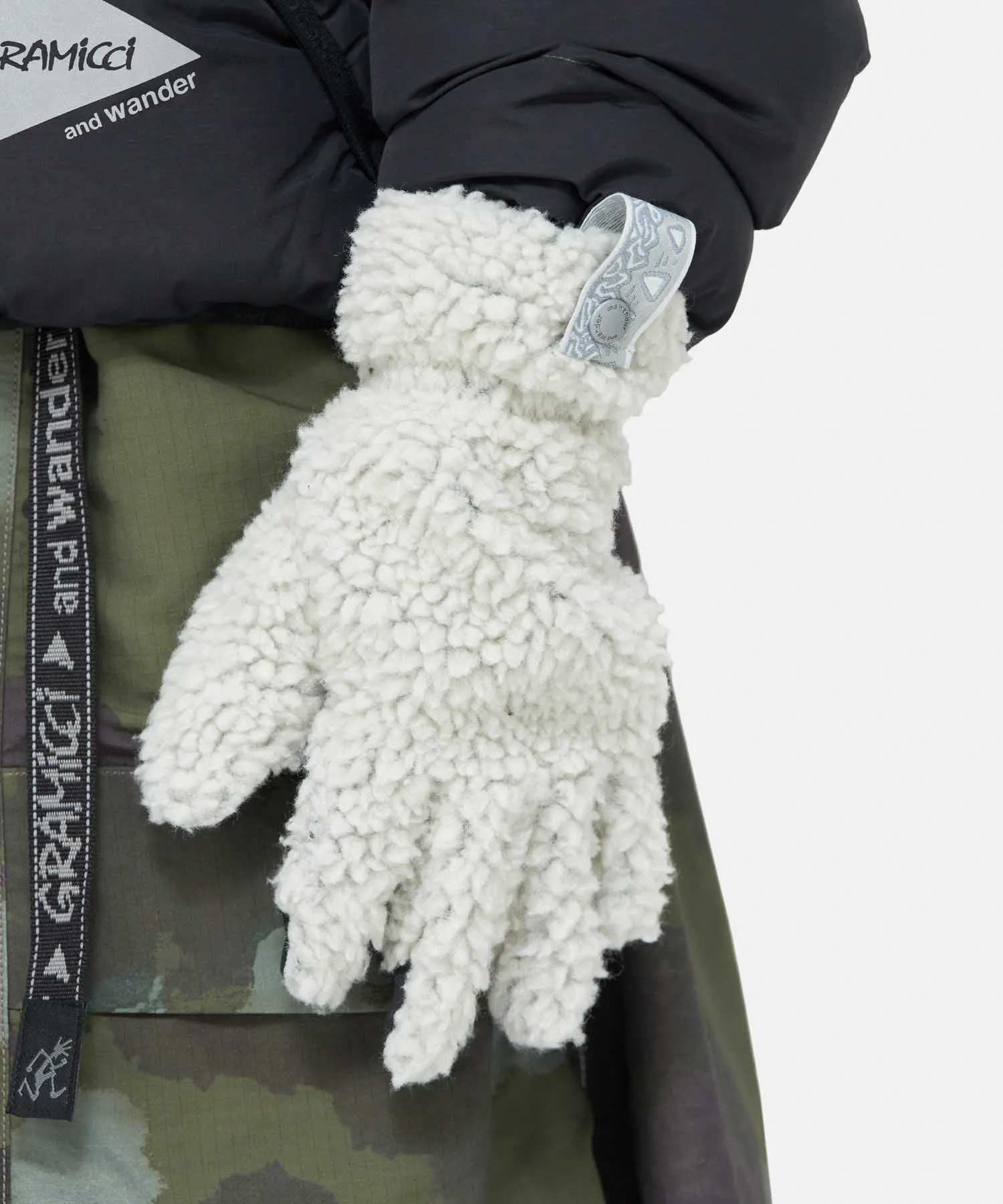 Gramicci x and wander JQ Tape Fleece Glove