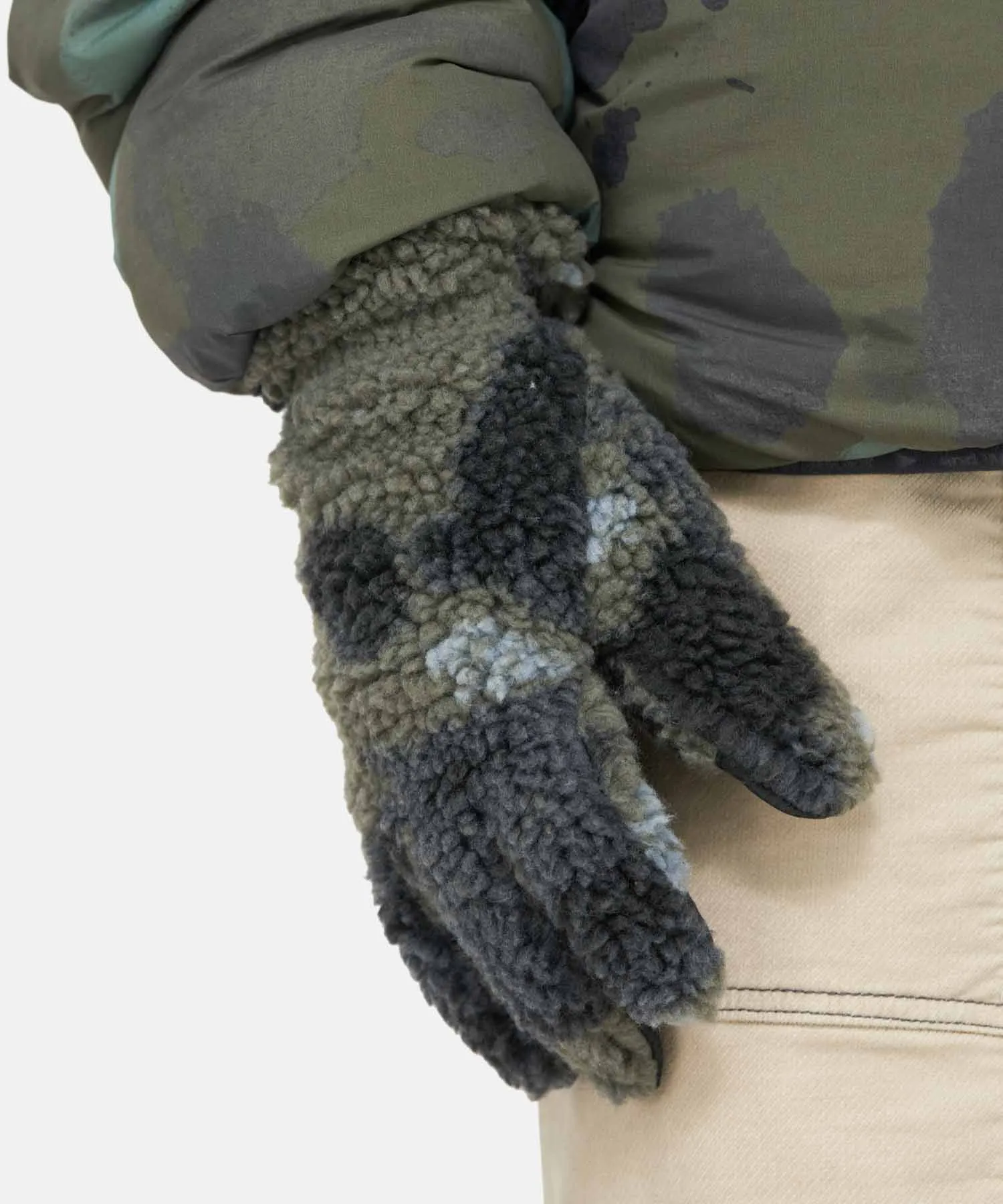 Gramicci x and wander JQ Tape Fleece Glove