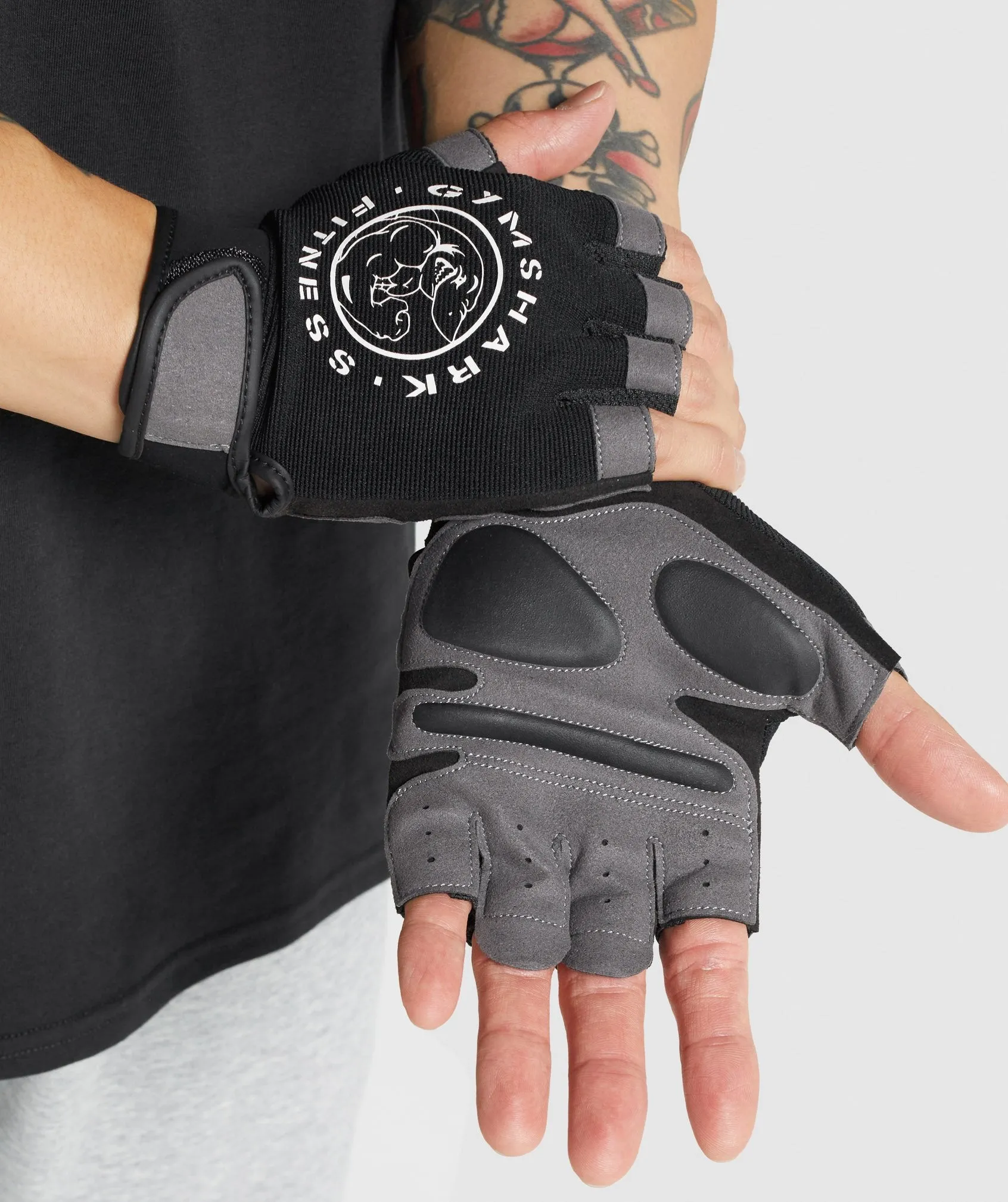 Gymshark Legacy Lifting Gloves - Black