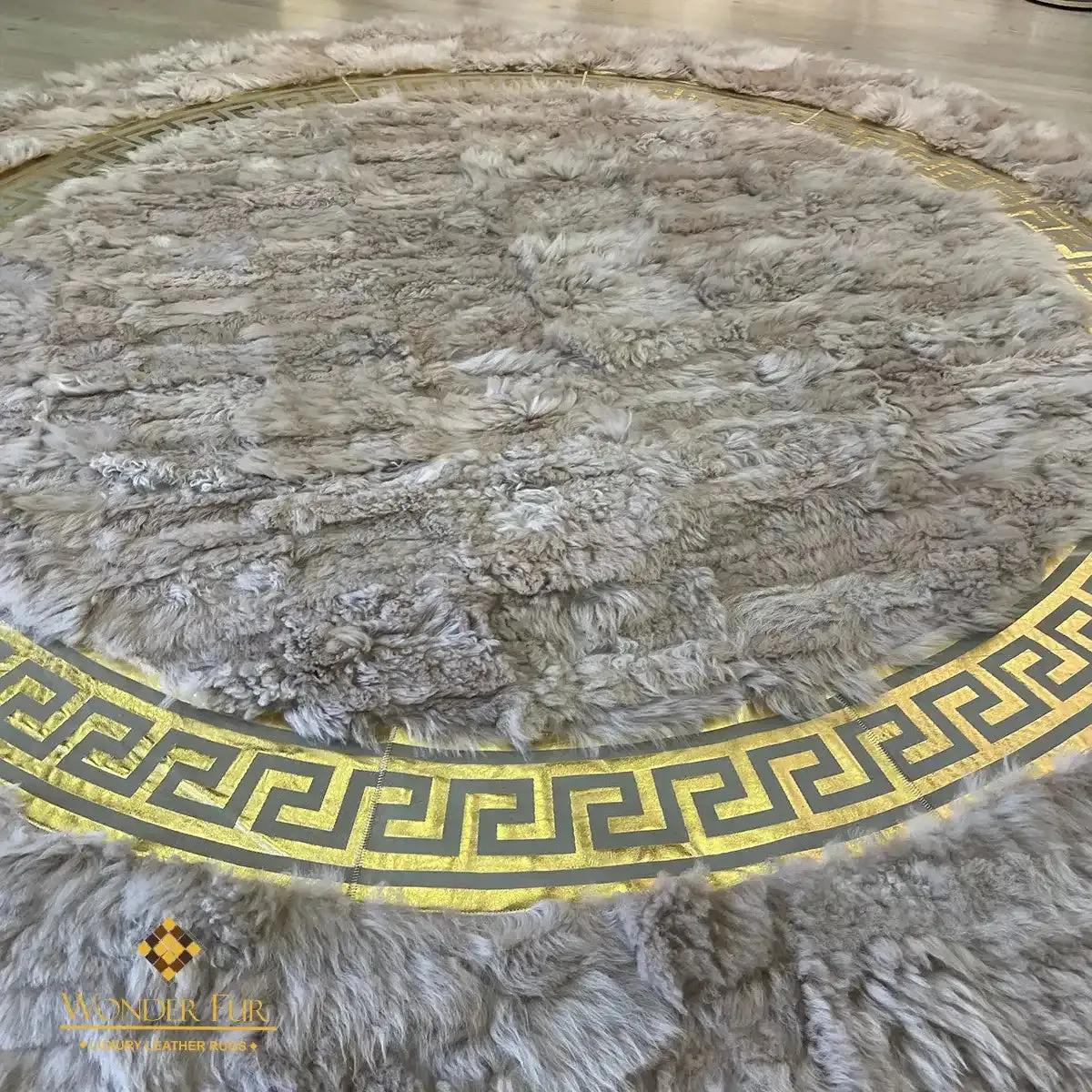 Natural Round Sheepskin Area Rug for Living Room