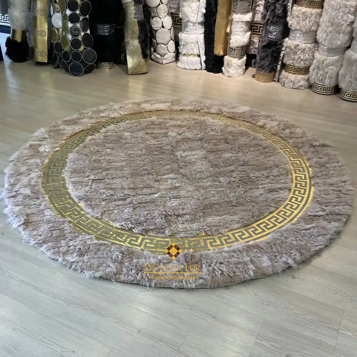 Natural Round Sheepskin Area Rug for Living Room