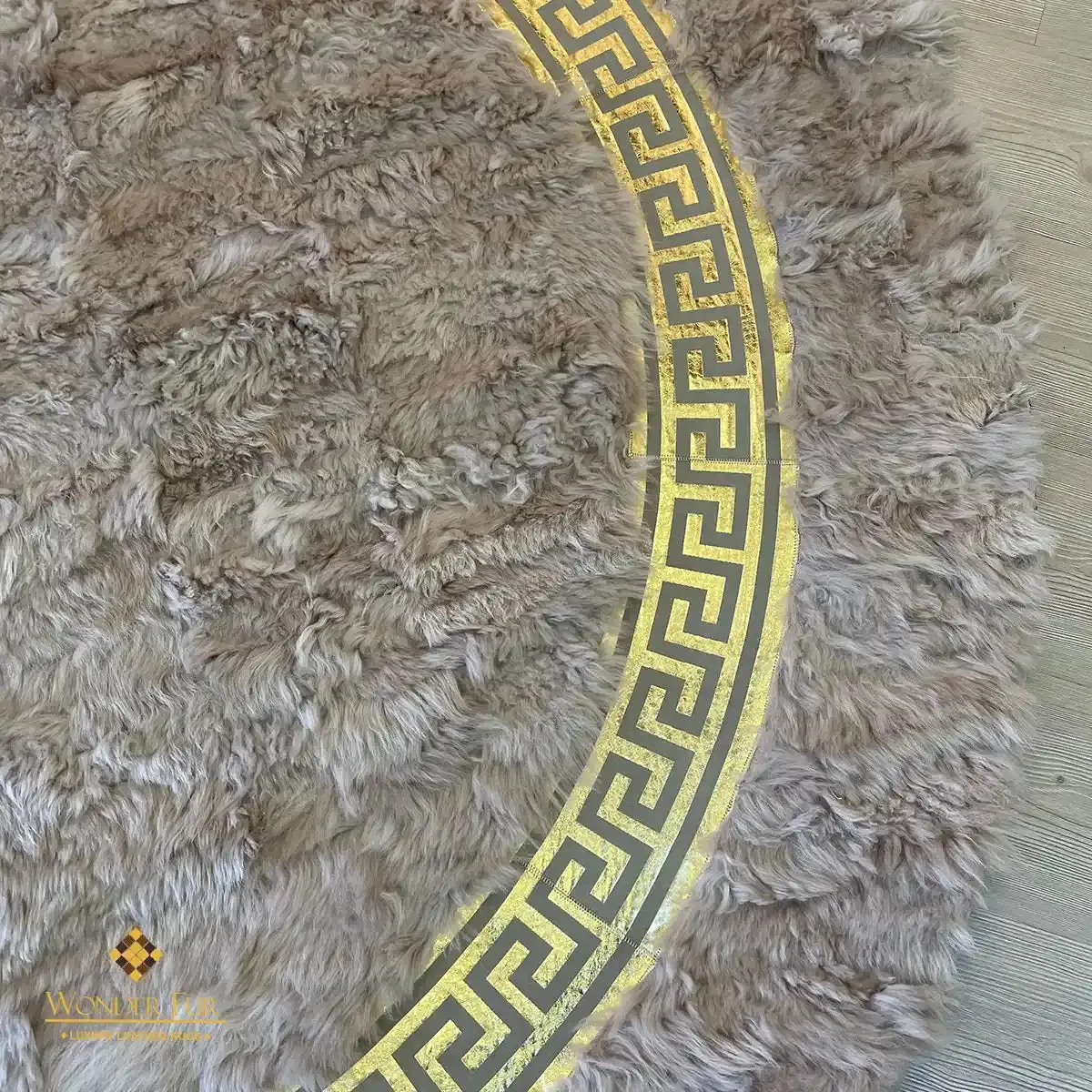 Natural Round Sheepskin Area Rug for Living Room