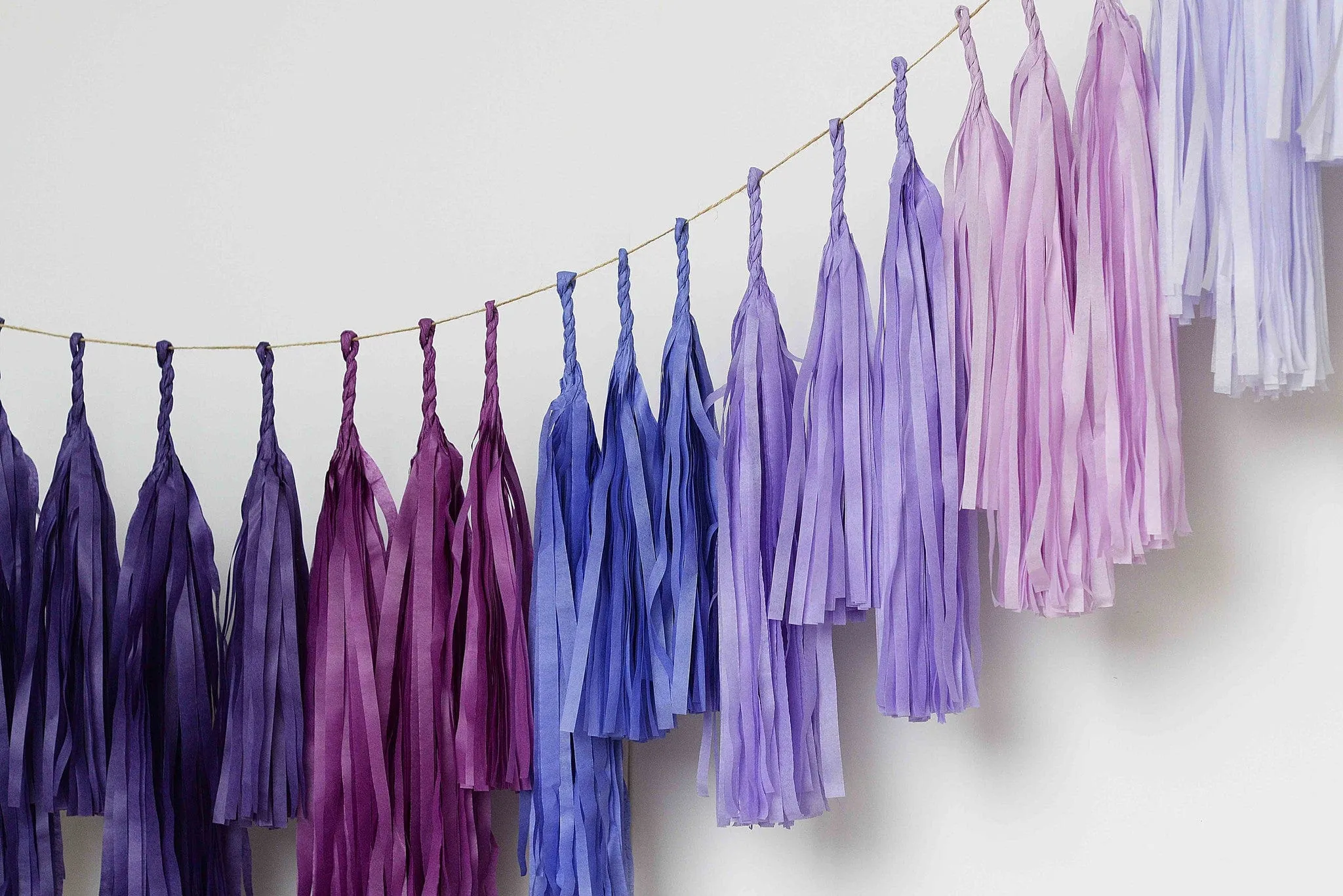 OMBRE PURPLE tassel garland