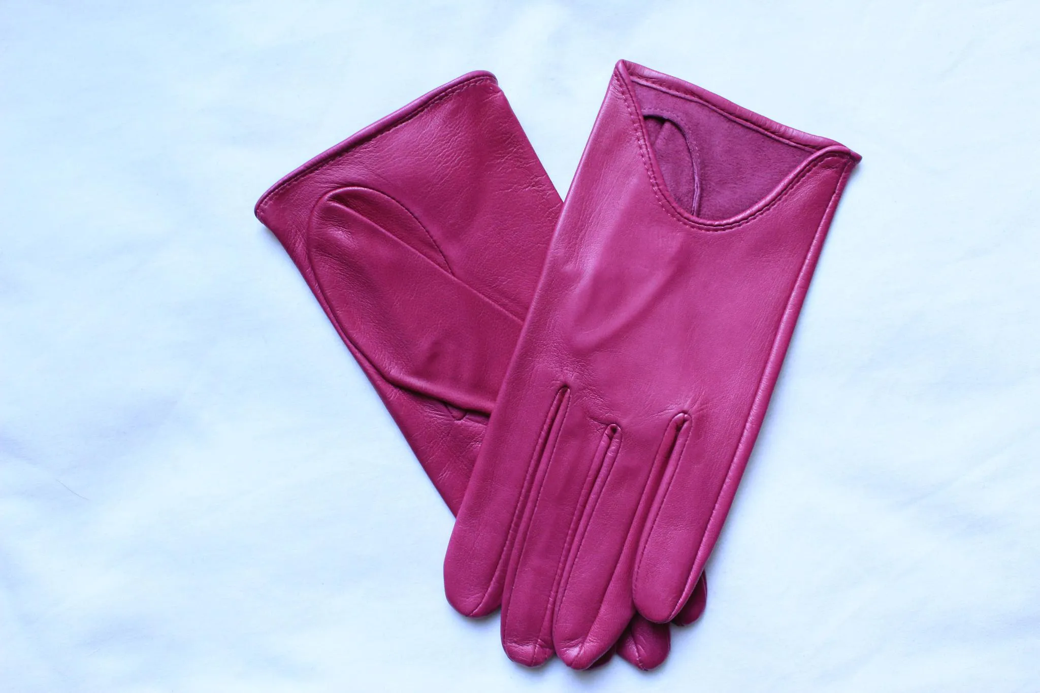 Stephanie - Women's Unlined Leather Gloves